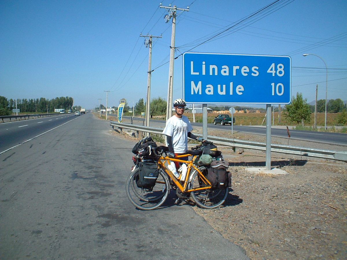The road to Linares, Chile
